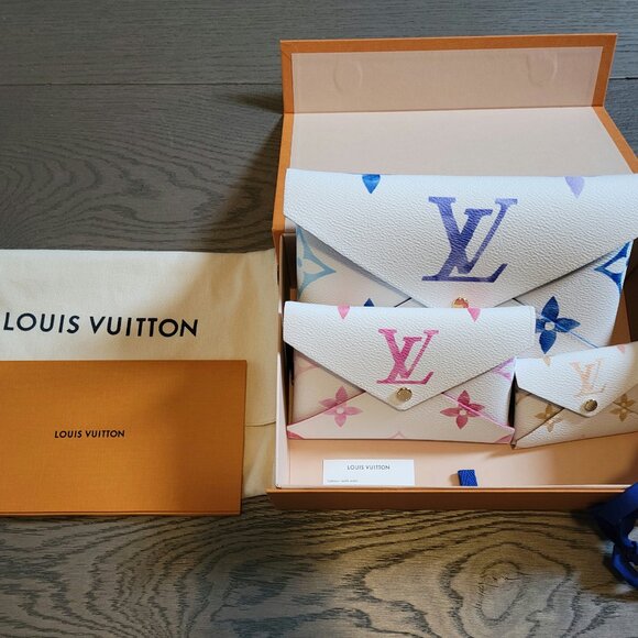 Louis Vuitton By The Pool Kirigami Pochette set - full set. - Picture 2 of 3